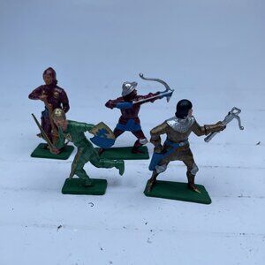 Starlux Knights Figures ( 4Figures ) made In France Toys Vintage